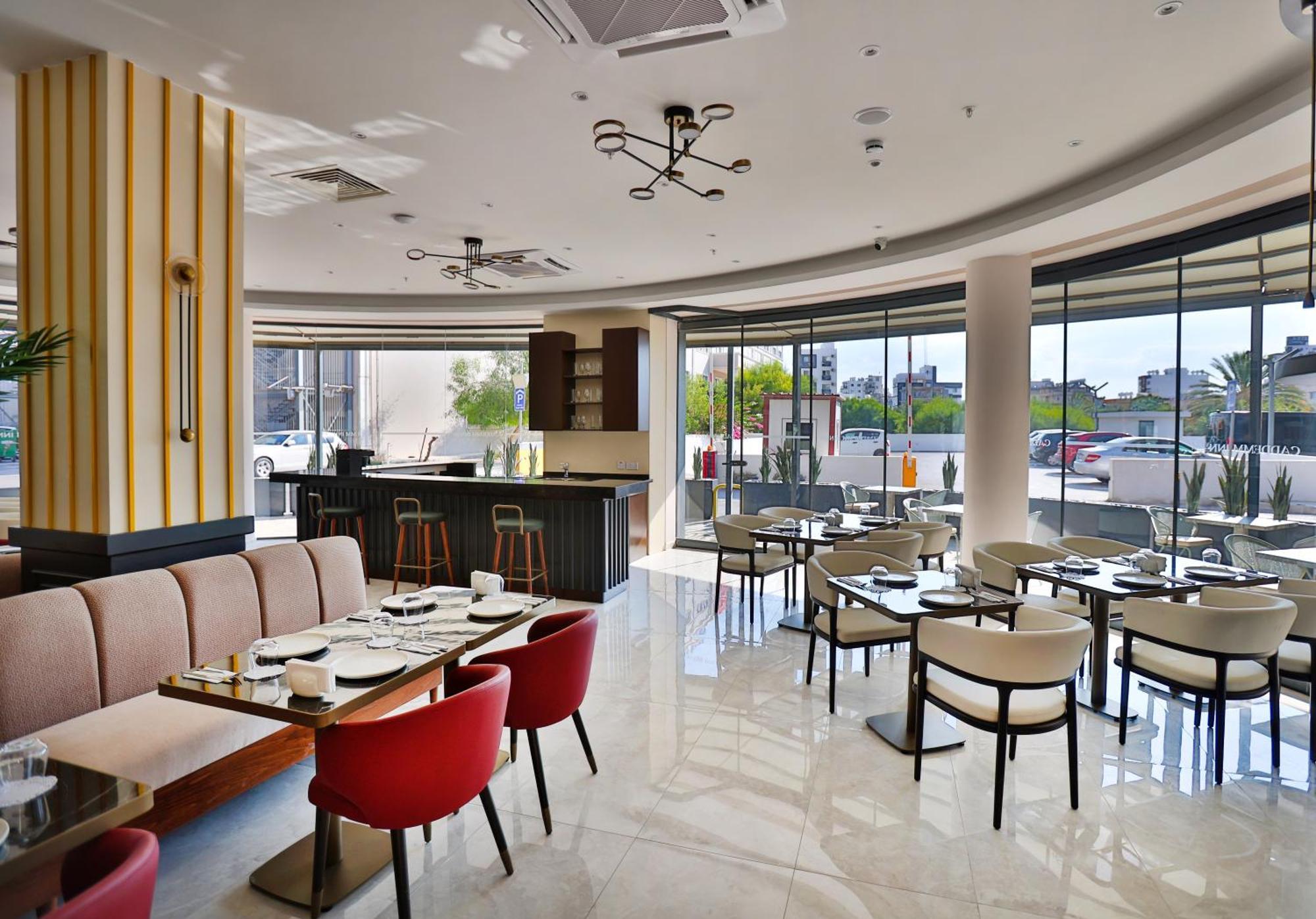 Caddem Inn Hotel Фамагуста Екстериор снимка