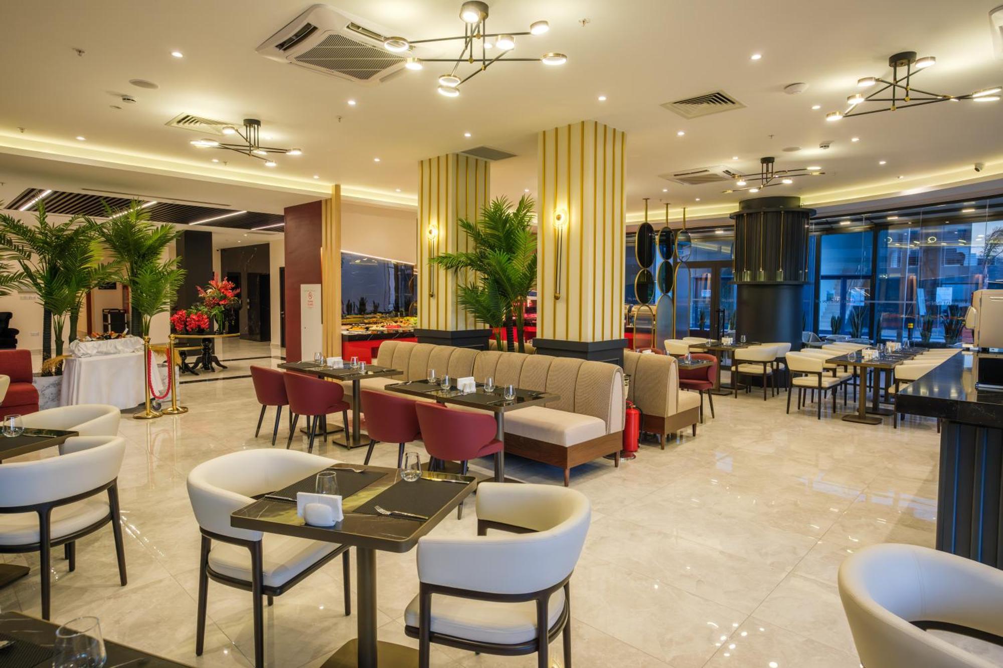 Caddem Inn Hotel Фамагуста Екстериор снимка